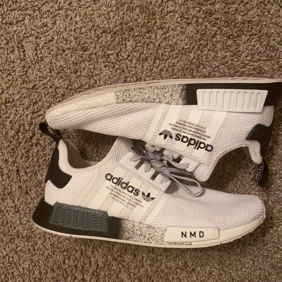 Adidas NMD R1 - Picture 2 of 2